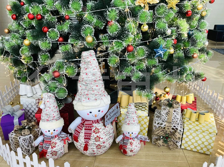 圣誕節(jié)，唯有溫暖不負(fù)卿 | 祝大家圣誕節(jié)快樂！.jpg